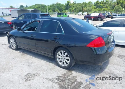 2007 Honda Accord 3.0 Ex из США, поврежденный, VIN 1HGCM66567A010884